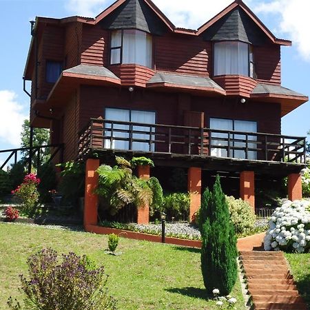 Boomerang Inn Пукон Экстерьер фото